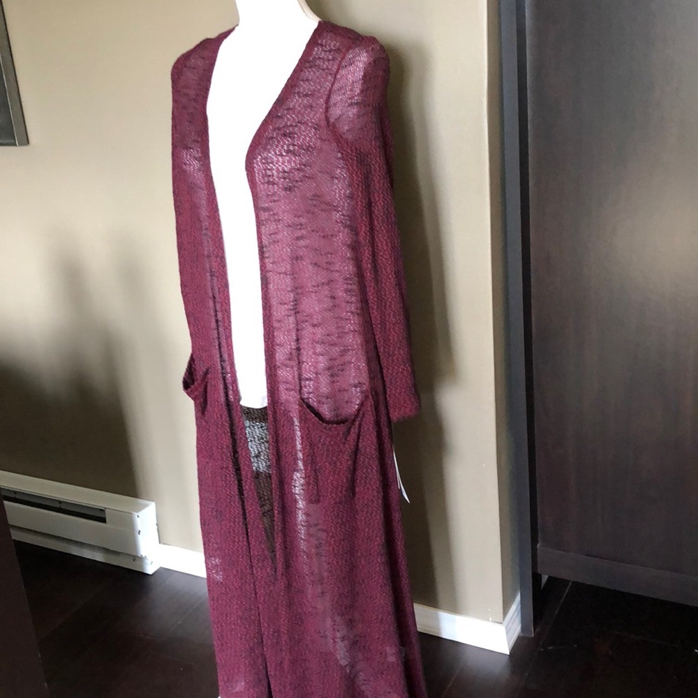 Lularoe Size S Sarah Long Sweater NWT